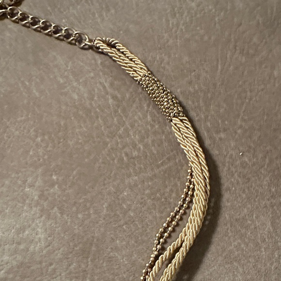 NWOT Chico's Geometric Necklace - Picture 4 of 9